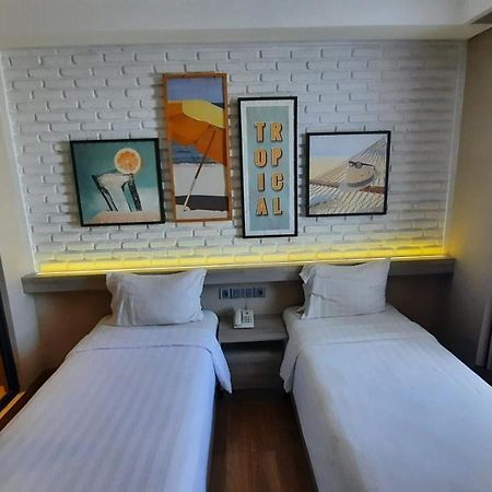 Expressia Hotel Макасар Екстер'єр фото