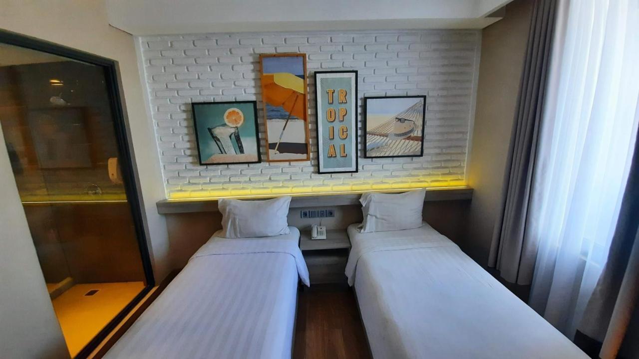Expressia Hotel Макасар Екстер'єр фото